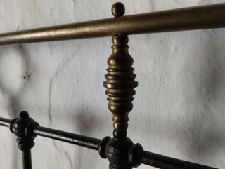 Estructura de cama vintage hierro y latón