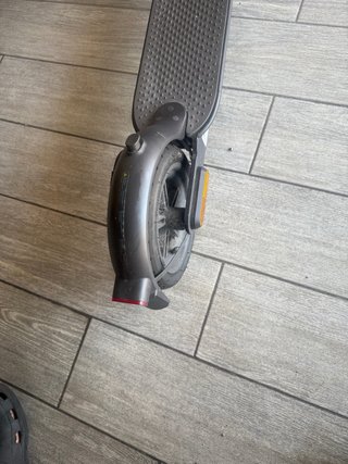 Patinete Eléctrico Xiaomi Mi Essential
