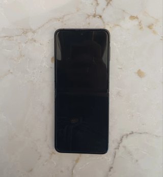 Samsung Galaxy Z Flip 4 - PARA PIEZAS O REPARABLE