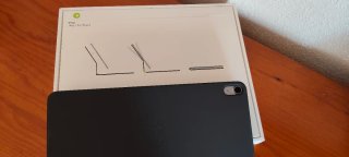 iPad Air 13 M4 1TB Gris Espacial con Magic Keyboar