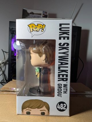 Funko Pop! Star Wars 482 Luke Skywalker con Grogu