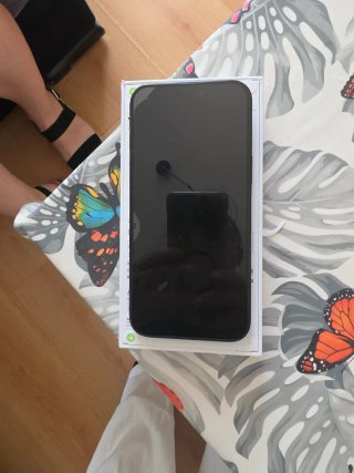 Apple iPhone 16 Nero