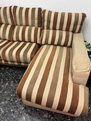 Sofá chaise longue de tela