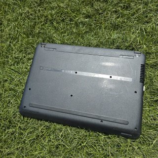 Portátil HP 14-am002np Prata