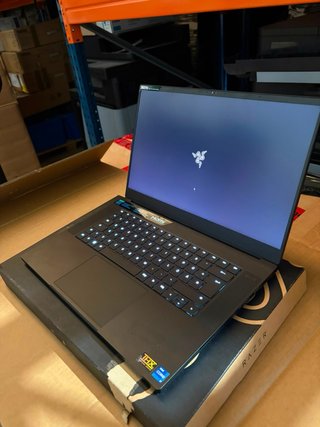 Razer Blade 15 Advanced i7-11800H 16GB 1TB SSD