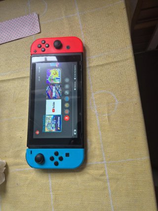 Nintendo Switch Roja y Azul