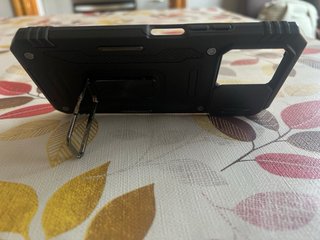 Funda iPhone 13 Pro Max con Soporte metálico