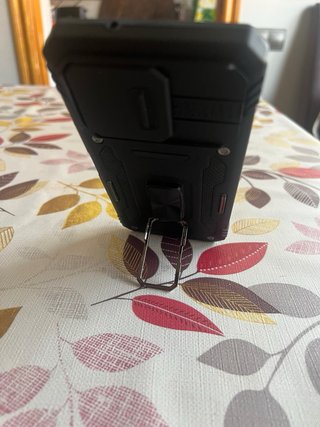 Funda iPhone 13 Pro Max con Soporte metálico