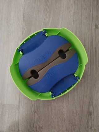Orinal portátil y reductor azul y verde