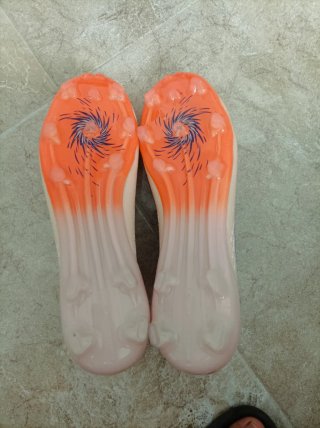 Adidas f50