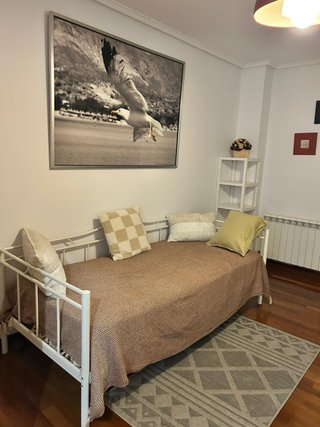 Cama divan forja blanca  ikea