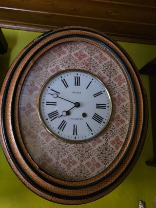 Reloj de Pared Ojo de Buey Antiguo