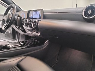 2020 Mercedes-Benz Clase A 180 d