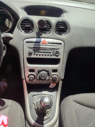 Peugeot 308 2011