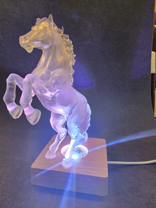 Mustang resina 3d