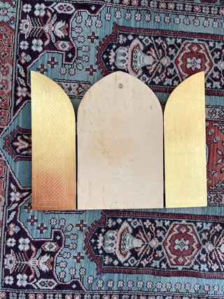Tríptico de madera antiguo