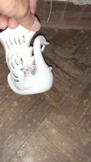 Florero Pequeño Cisnes Porcelana buen estado