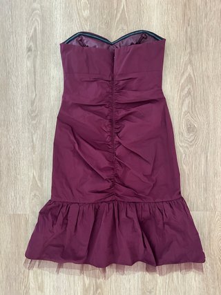 Vestido de fiesta palabra de honor burdeos S 36