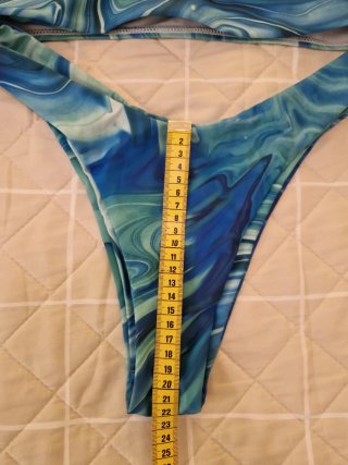 Bikini de Shein efecto marmolado turquesa. Talla M