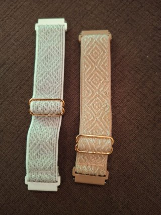 Pulsera inteligente UMIDIGI dorada y rosa