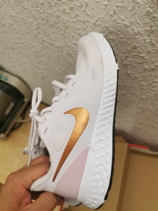 Sneakers Nike Donna Bianche e Dorate