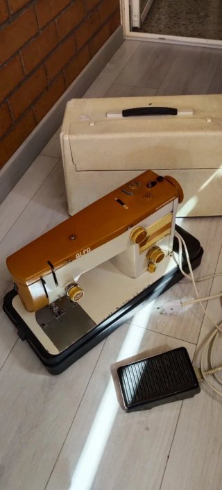 Máquina de coser Alfa 1680 Superautomática