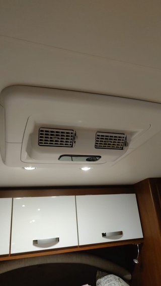Autocaravana Modelo ELNAGH BARON 581 Perfilada