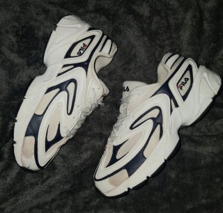 Zapatillas de correr marca FILA