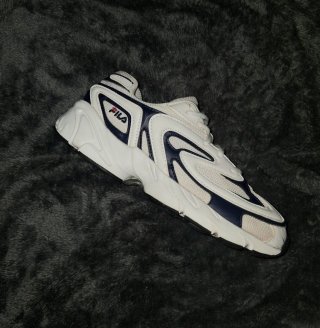 Zapatillas de correr marca FILA