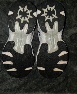 Zapatillas de correr marca FILA