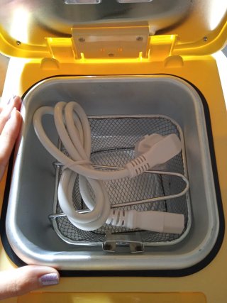 URGE!!Mini freidora Nueva