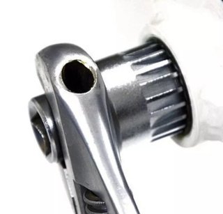 EXTRACTOR EJES PEDALIER BICICLETA