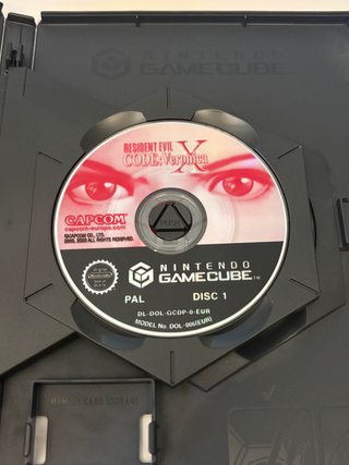 RESIDENT EVIL X CODE VERONICA NINTENDO GAMECUBE
