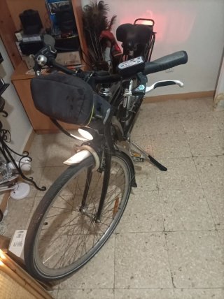Bicicleta Eléctrica Negra