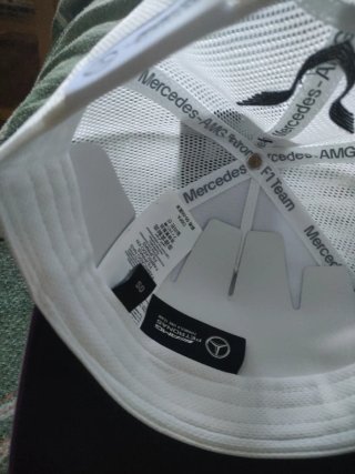 Gorra Mercedes F1 Oficial Blanca