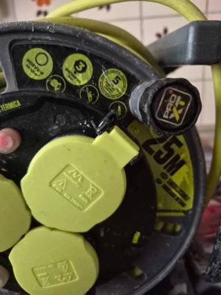 Rollo de cable 25m