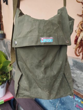 Máscara antigás militar
