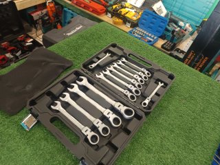 Set chiavi combinate cricchetto snodate