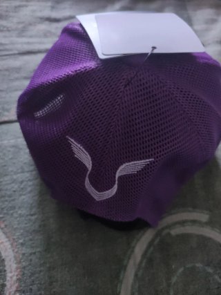 Gorra Mercedes F1 Oficial Morada