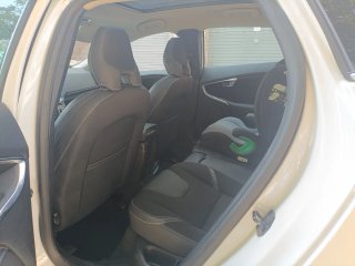 Volvo V40 2013
