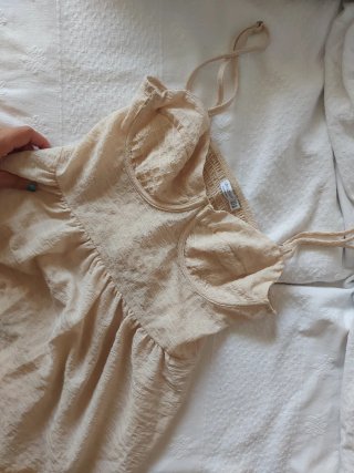 Vestido midi corset tirantes beige