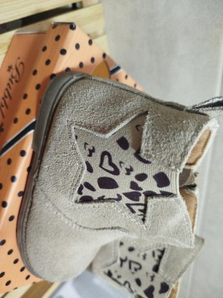 Botas niña Bubble Kids grises con estrella
