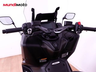 YAMAHA T-MAX 560 DX