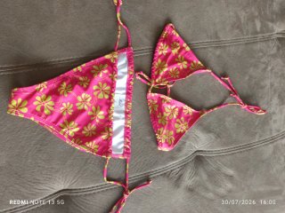 Bikini Motel fucsia y pistacho