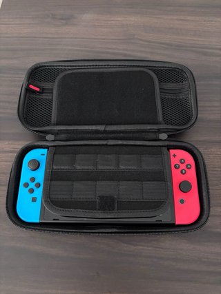 Nintendo Switch Azul y Rojo