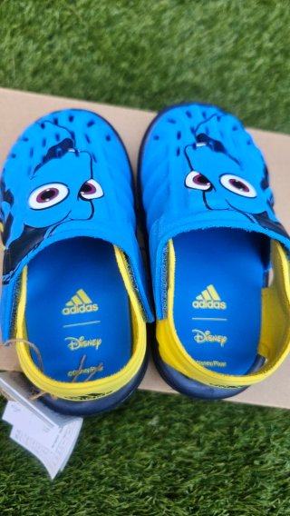 Sandalias Adidas Disney Dory Talla 24