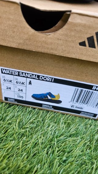 Sandalias Adidas Disney Dory Talla 24
