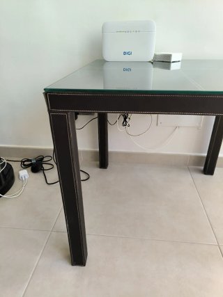 Mesa de centro cristal y metal
