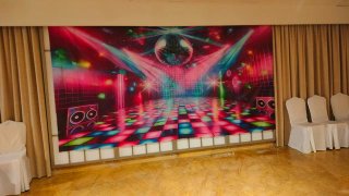 300 accesorios.Pack de boda mesa dulce y Dj