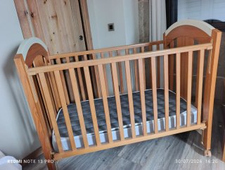 Cuna de madera Trama